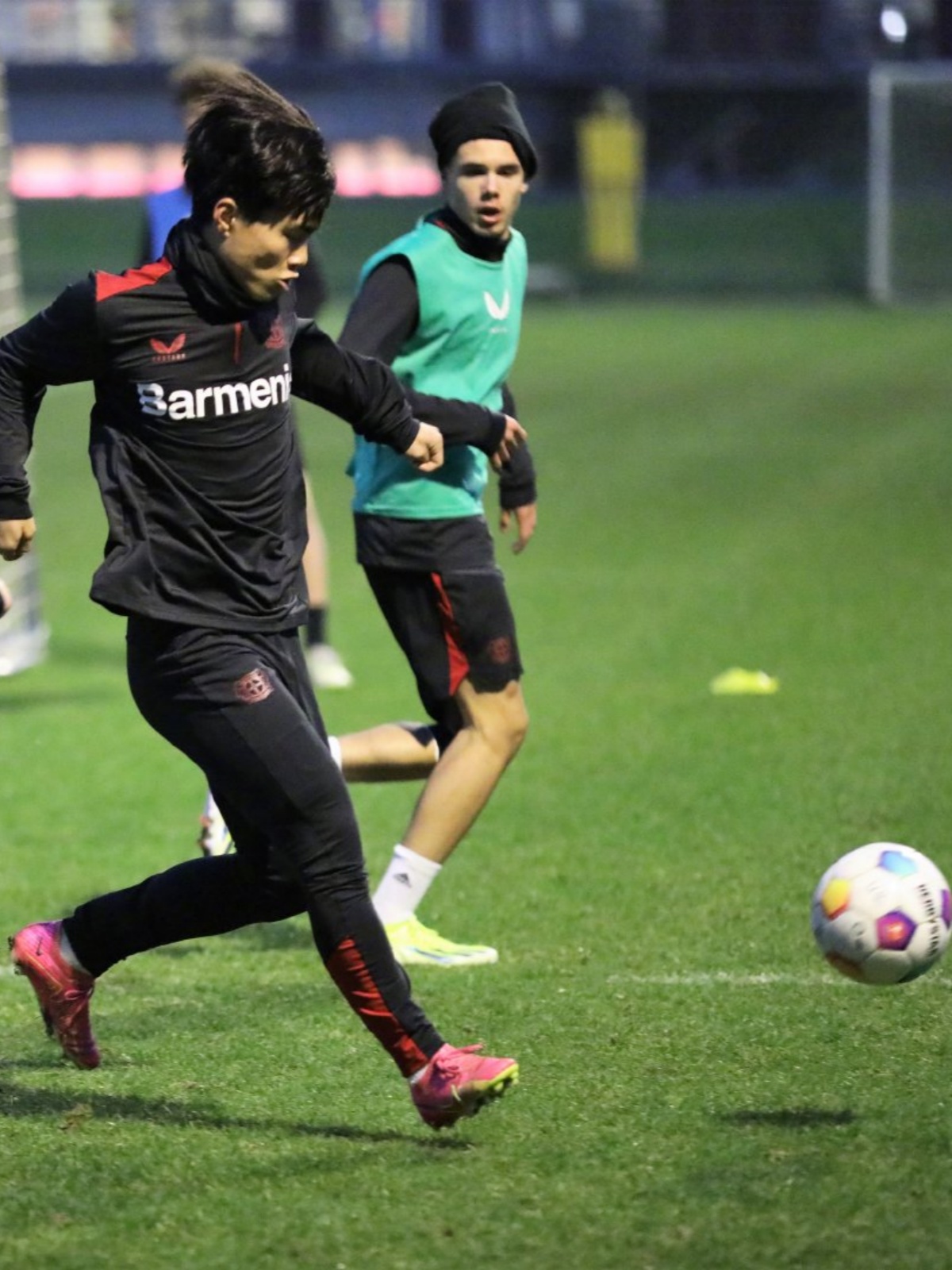 yabo-包含国际比赛日勒沃库森调整名单以备法甲今夜夏洛特黄蜂手感冰凉，马德里竞技赛后官宣签约瞬间刷屏的词条