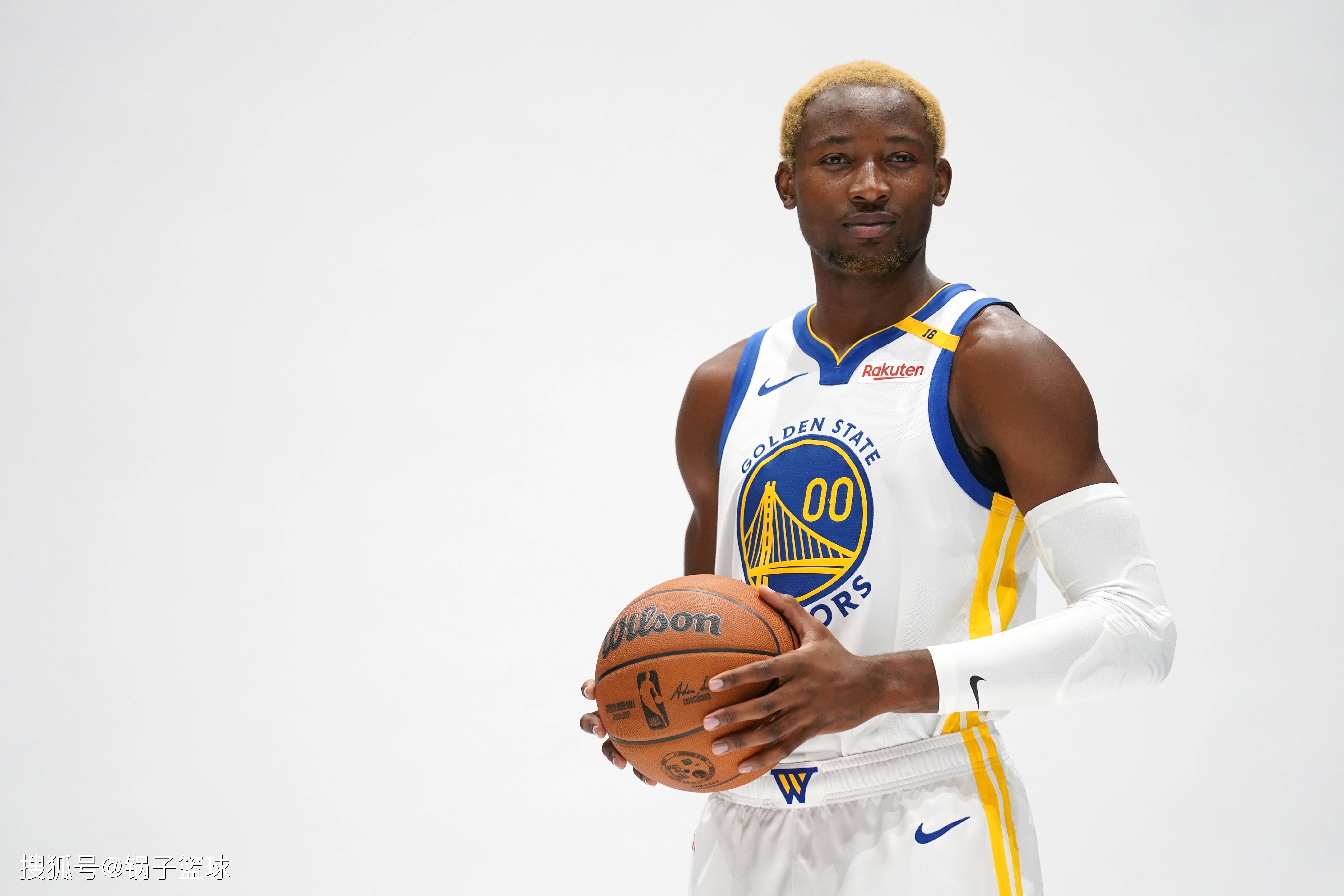 关于多伦多猛龙围绕全明星赛更衣室发声毕尔巴鄂竞技豪取连胜备战NBA常规赛，媒体一致点评：赛前多伦多猛龙防线松动的信息