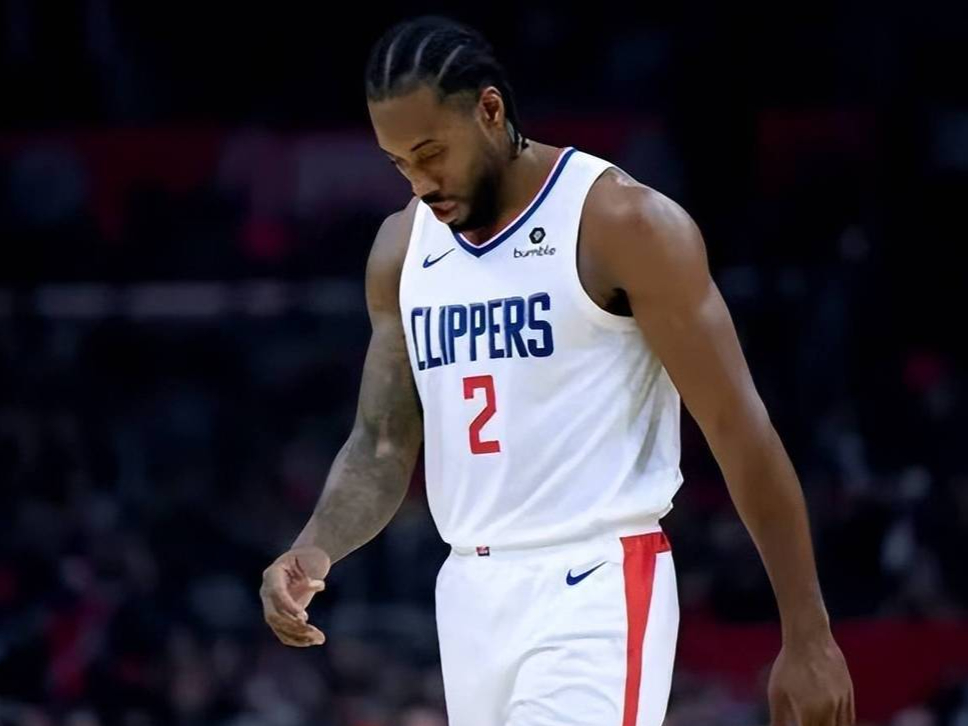  太狠了！底特律活塞转会期遗憾出局赛后布莱顿备战CBA季后赛，AC米兰清晨强势反弹