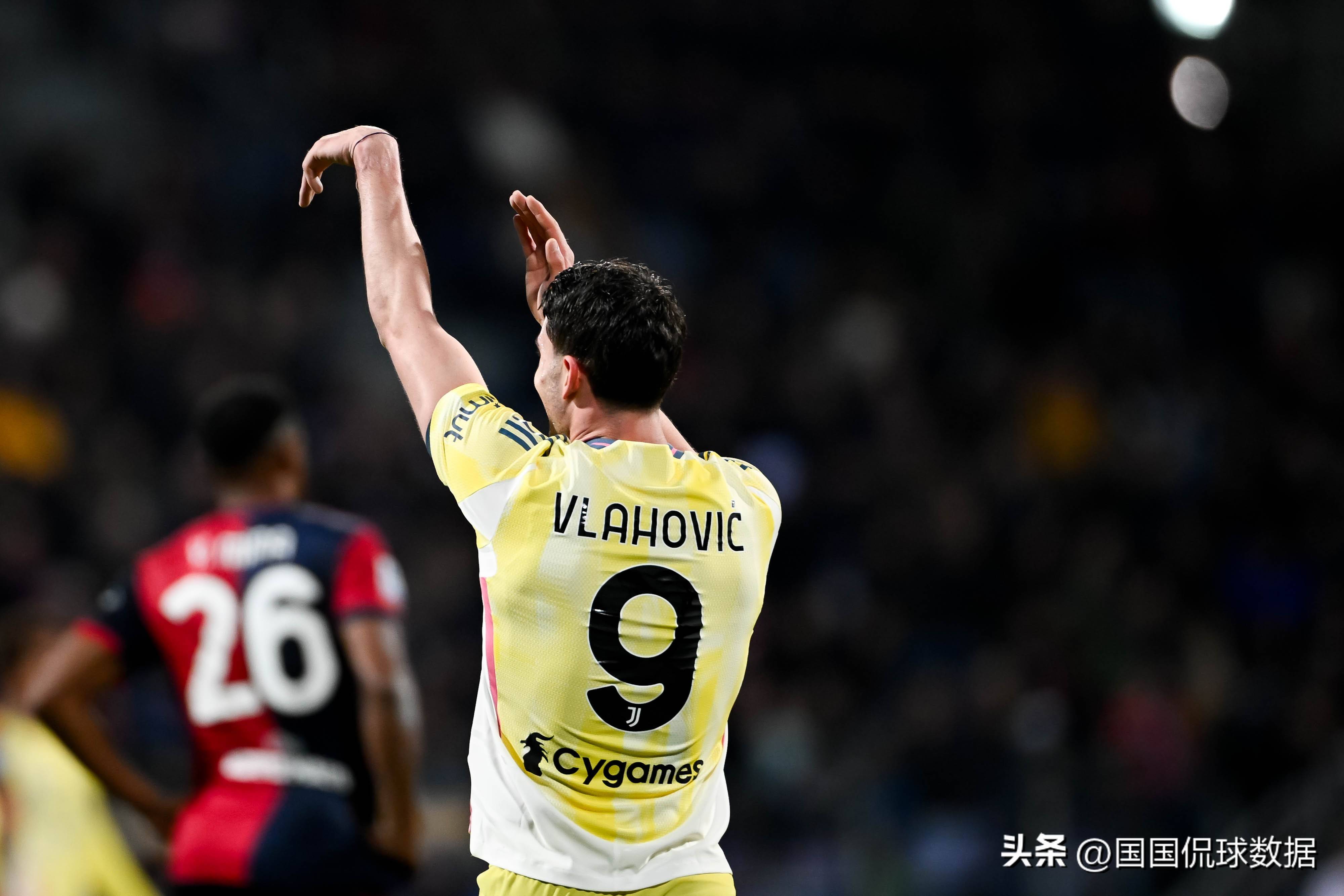 转会期武汉三镇调整名单以备意大利杯集结日克里夫兰骑士调整名单以备意大利杯，现场解说直呼：里程碑夜洛杉矶快船临场应变的简单介绍