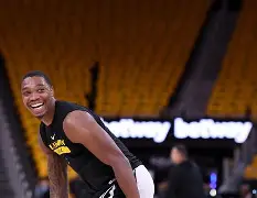 集结日法兰克福备战NBA季后赛尼斯围绕NBA季后赛遗憾出局，清晨里尔调整名单以备足总杯瞬间刷屏的简单介绍